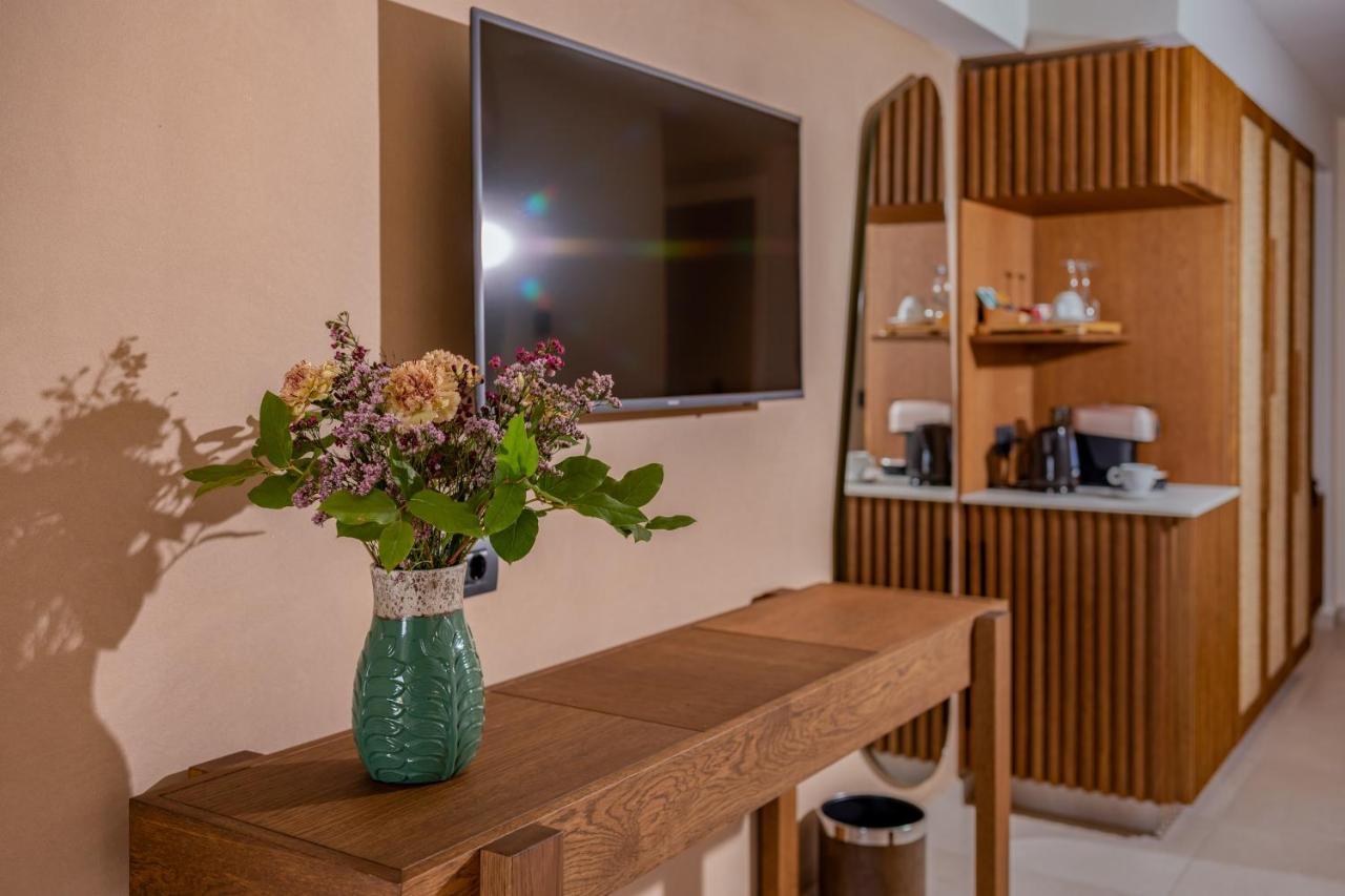 Minos Ambassador Suites & Spa - Adults Only Rethymno  Ngoại thất bức ảnh
